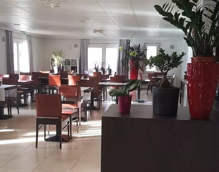 Doubs Hotel Besançon Ecole Valentin