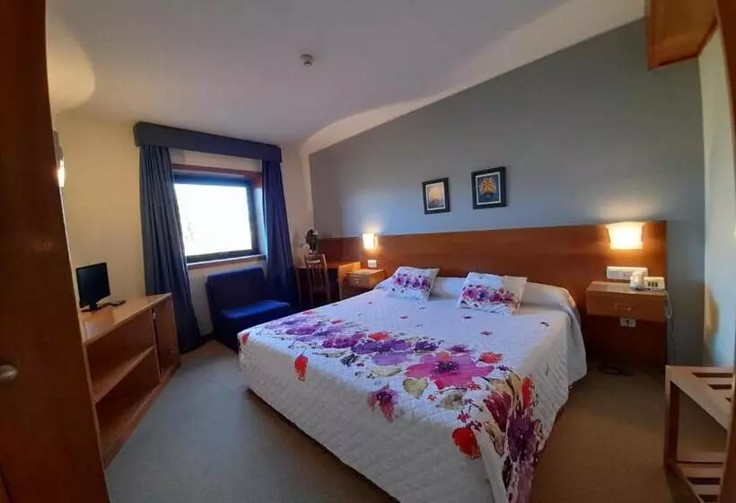 בית מלון כפרי Das Taipas