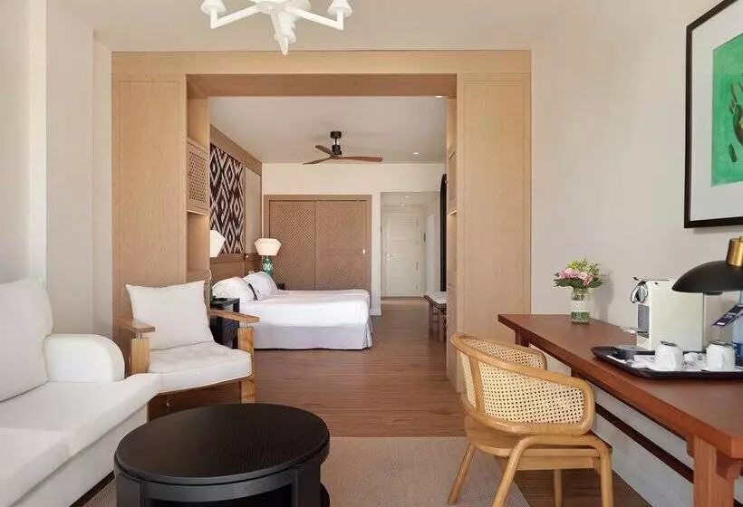 酒店 H10 Estepona Palace