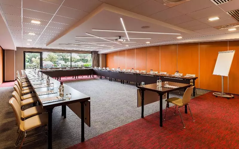 فندق Holiday Inn Toulouse Airport, An Ihg