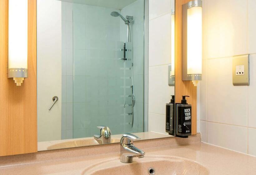 هتل Ibis York Centre