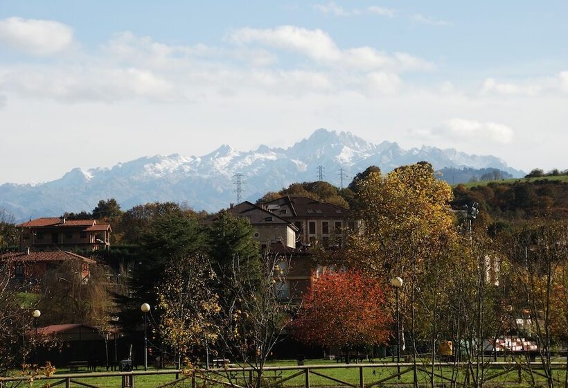 Hotel Acebos Arriondas