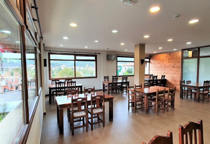 Hotel Acebos Arriondas