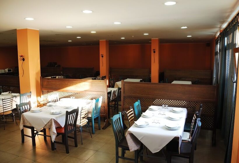 Hotel Acebos Arriondas