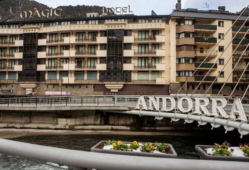هتل Màgic Andorra by Nexta