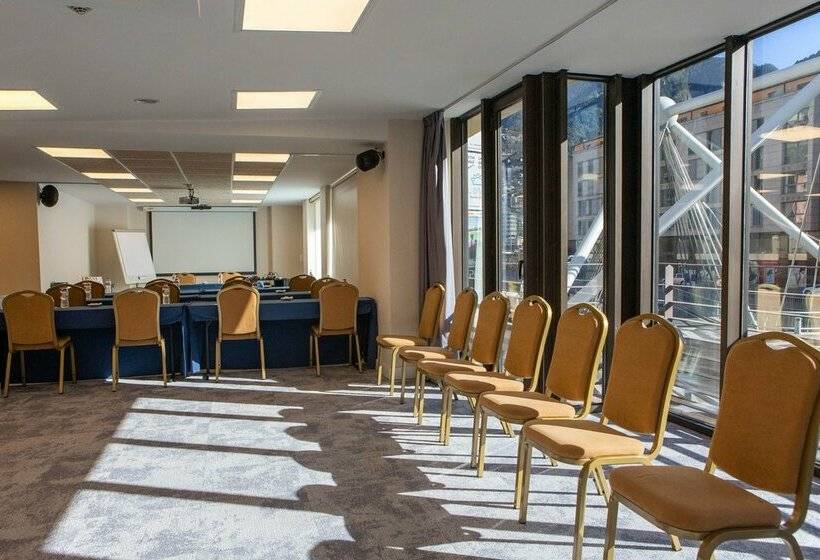 هتل Màgic Andorra by Nexta