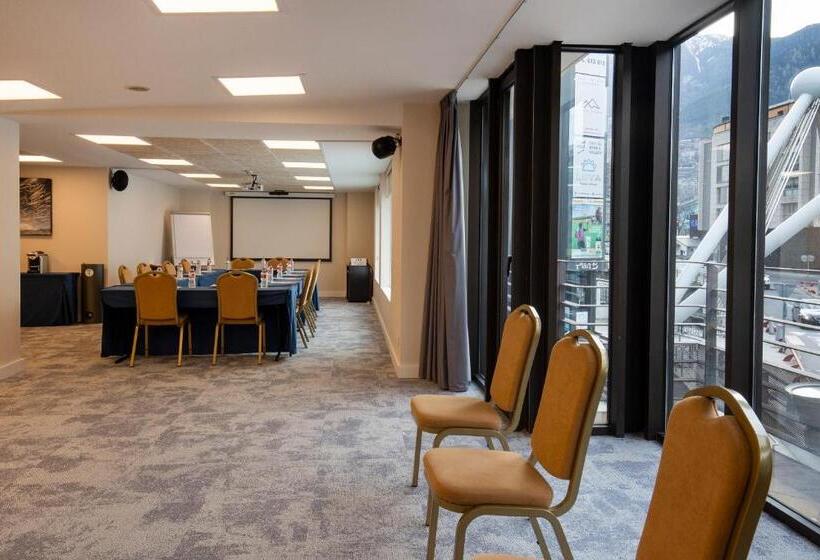 هتل Màgic Andorra by Nexta