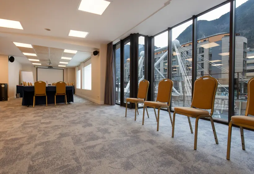 هتل Màgic Andorra by Nexta