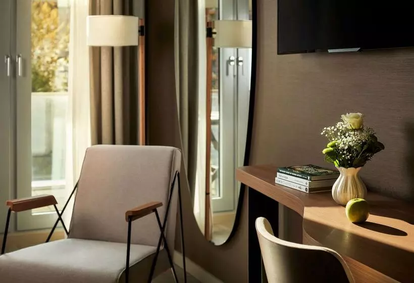 Отель NH Collection Heidelberg