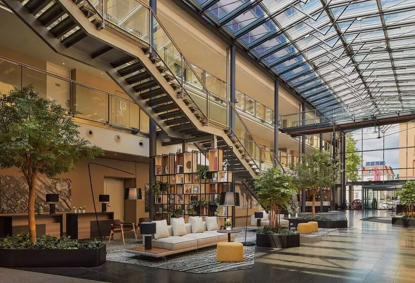 Отель NH Collection Heidelberg