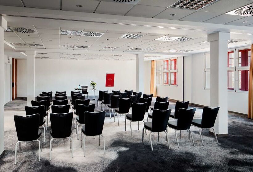 هتل NH Collection Heidelberg