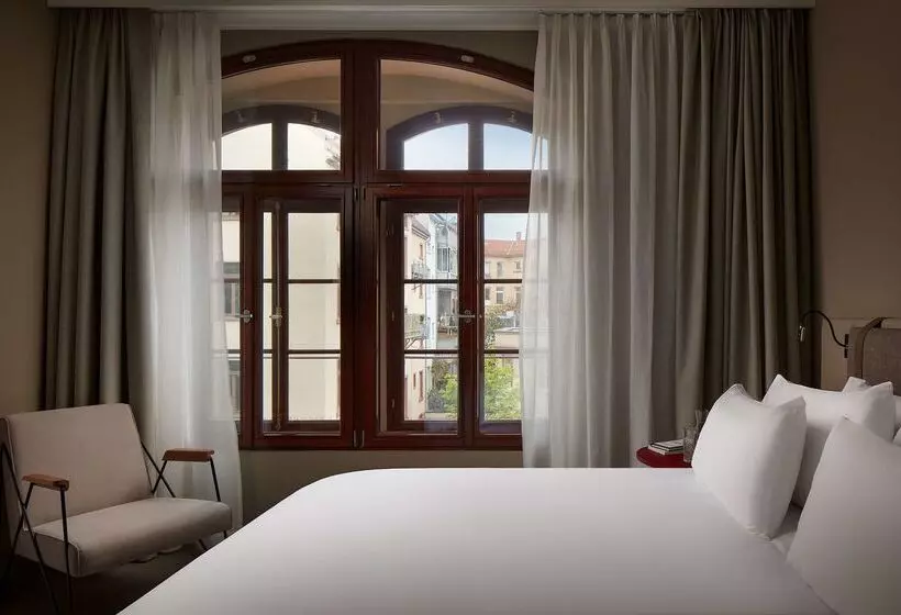 Отель NH Collection Heidelberg