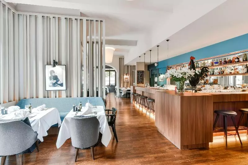 Отель NH Collection Heidelberg