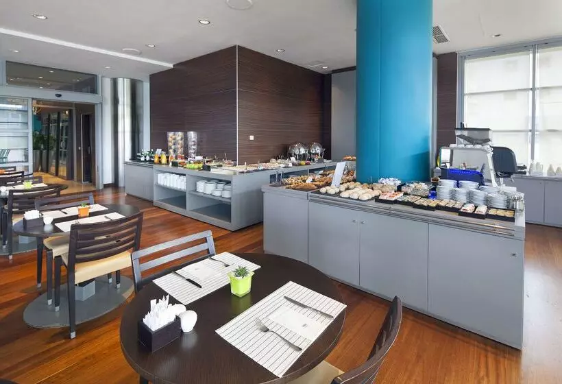 Szálloda NH Venezia Laguna Palace