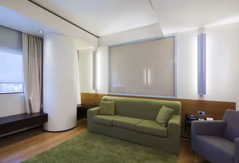 Szálloda NH Venezia Laguna Palace