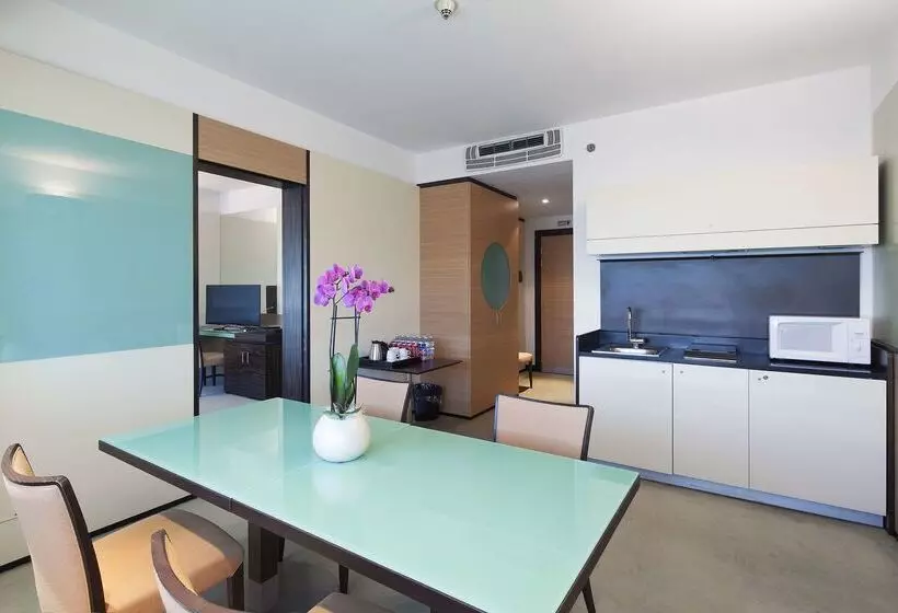 Szálloda NH Venezia Laguna Palace