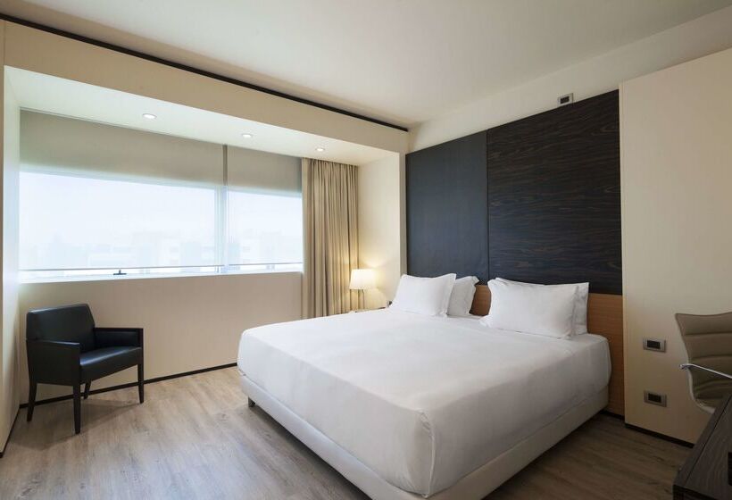 Otel NH Venezia Laguna Palace