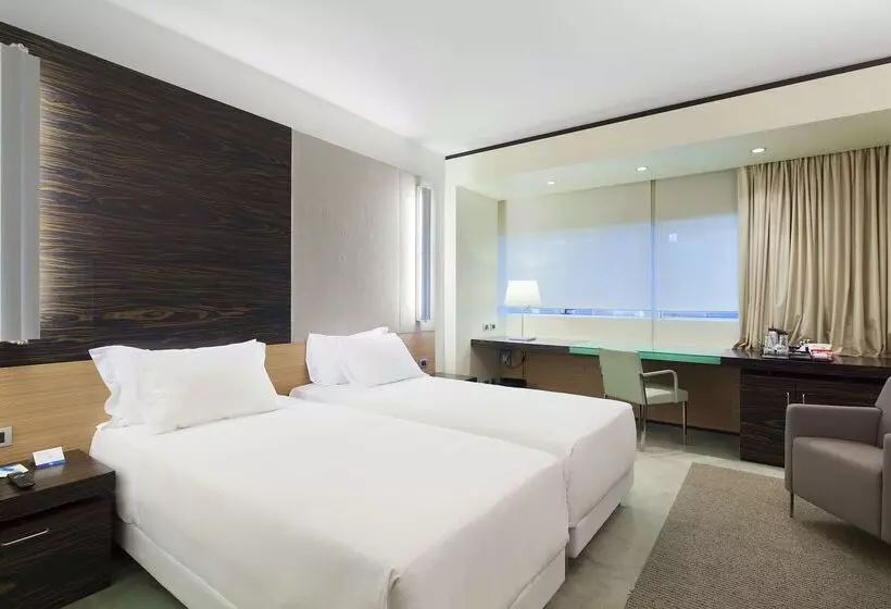 Szálloda NH Venezia Laguna Palace