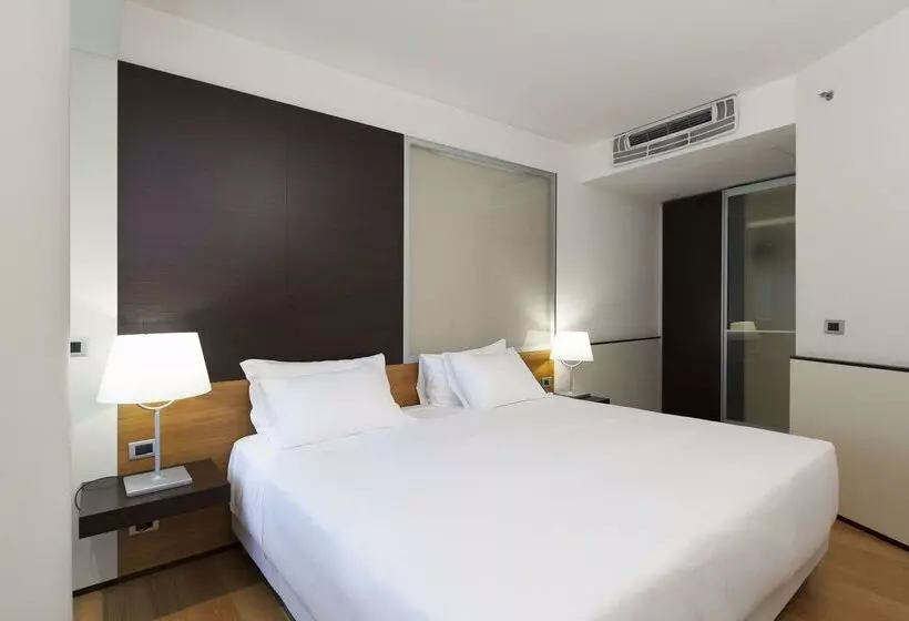 Szálloda NH Venezia Laguna Palace