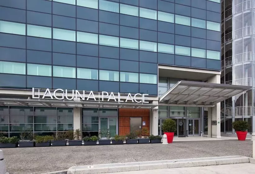 Szálloda NH Venezia Laguna Palace