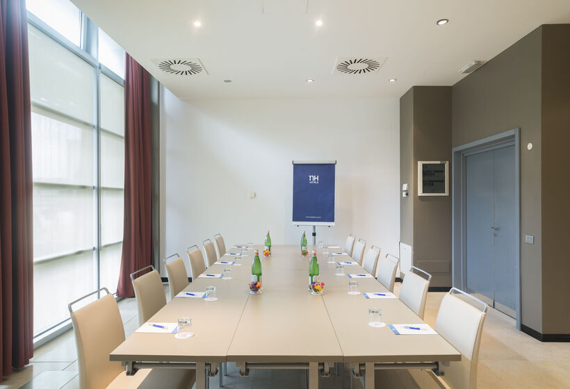 Otel NH Venezia Laguna Palace