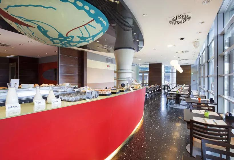 Szálloda NH Venezia Laguna Palace