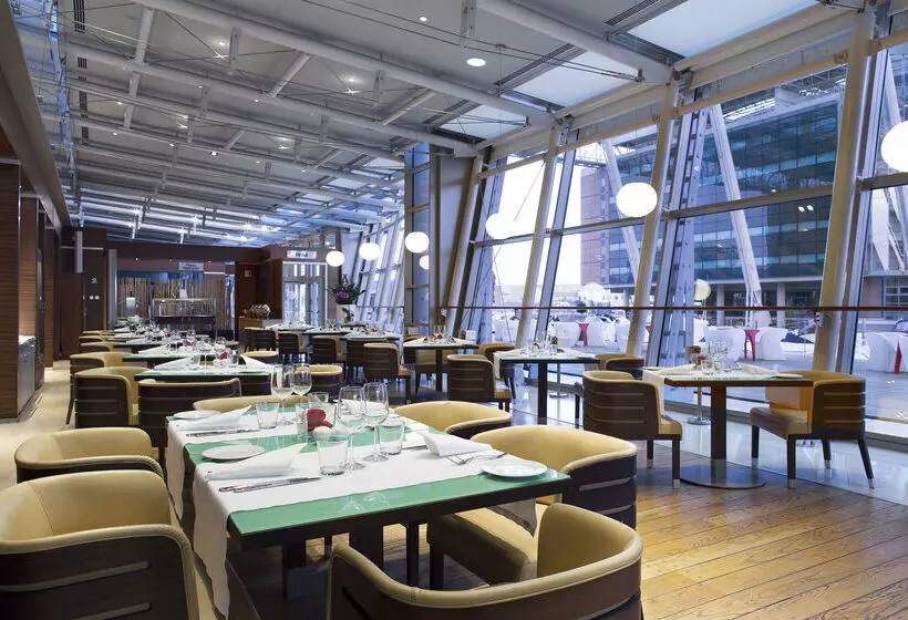 Szálloda NH Venezia Laguna Palace