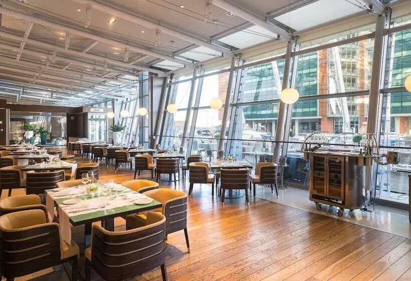 Szálloda NH Venezia Laguna Palace