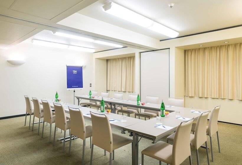 Otel NH Venezia Laguna Palace