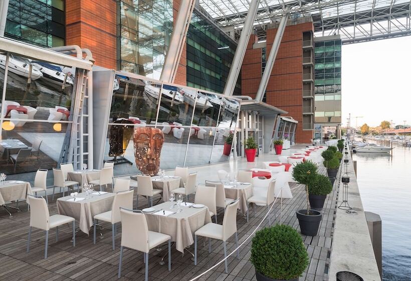 Otel NH Venezia Laguna Palace