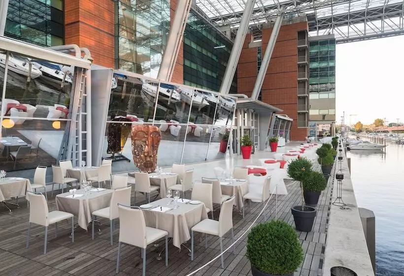 Szálloda NH Venezia Laguna Palace