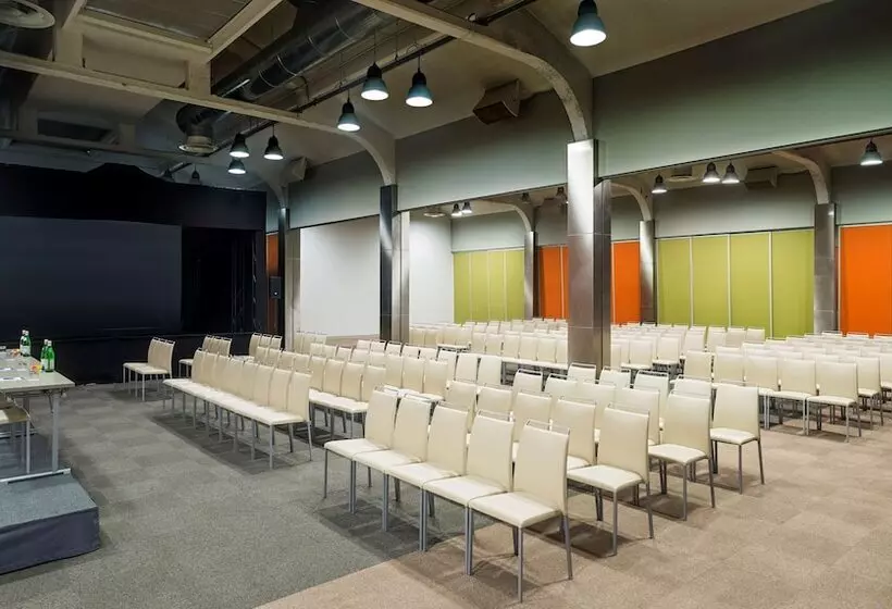 Szálloda NH Venezia Laguna Palace