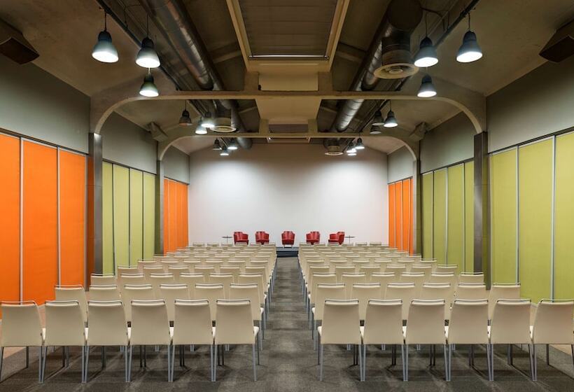 Otel NH Venezia Laguna Palace