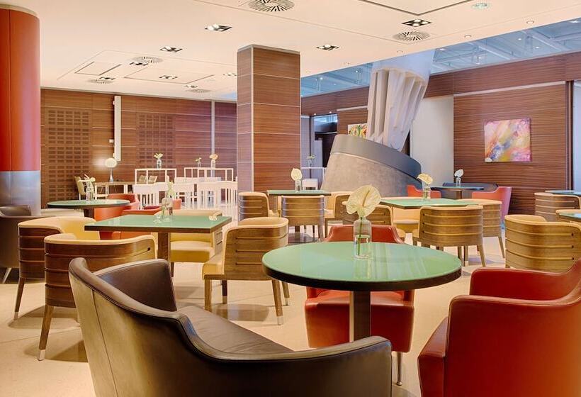 Otel NH Venezia Laguna Palace