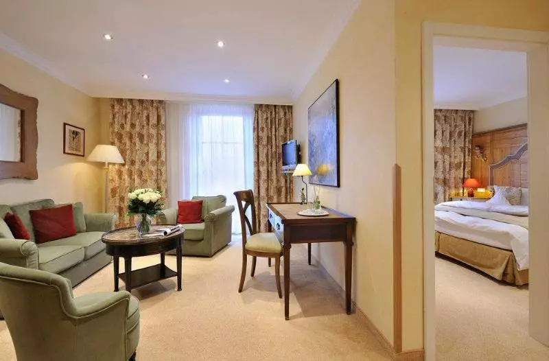 Romantik Alpenhotel Waxenstein