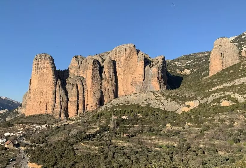 בית מלון כפרי Hospederia De Loarre