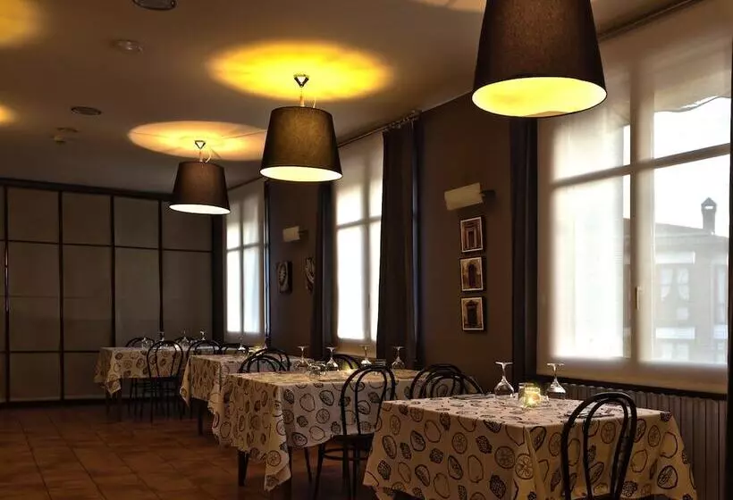 בית מלון כפרי Hospederia De Loarre