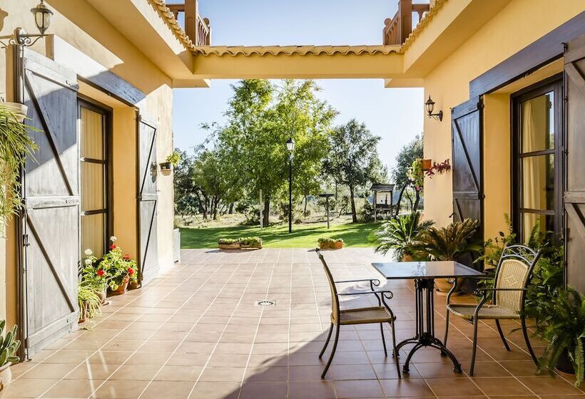 乡村酒店  Rural Los Nogales