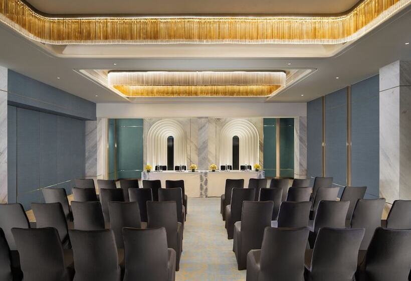 Hotell The Crown, Bhubaneswar   Ihcl Seleqtions