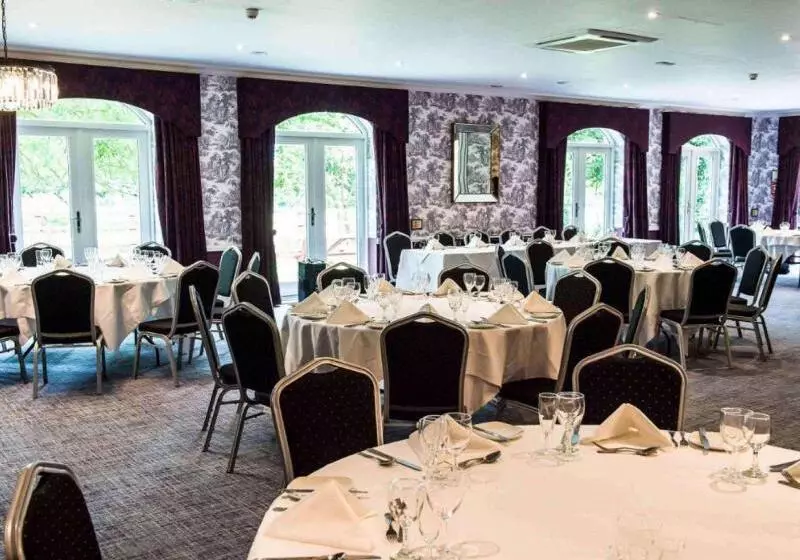 فندق Woughton House