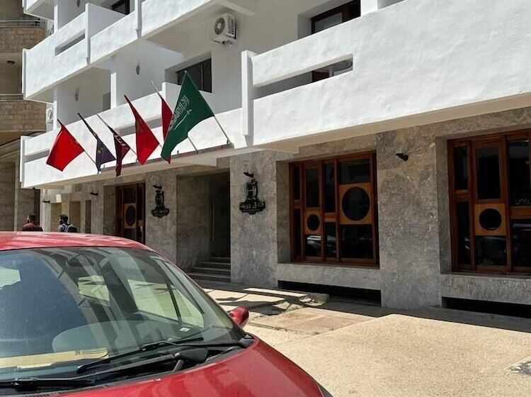 ホテル Ourida Urban