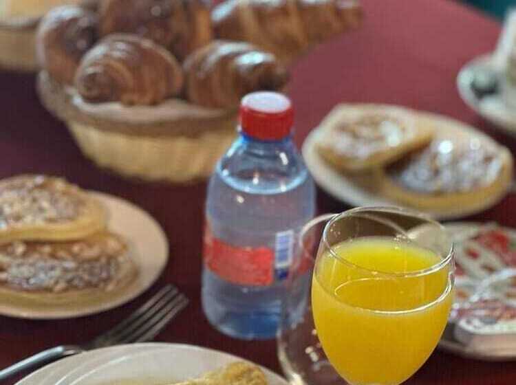 ホテル Ourida Urban