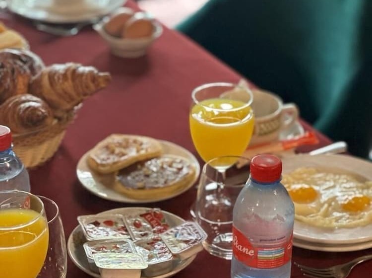 ホテル Ourida Urban