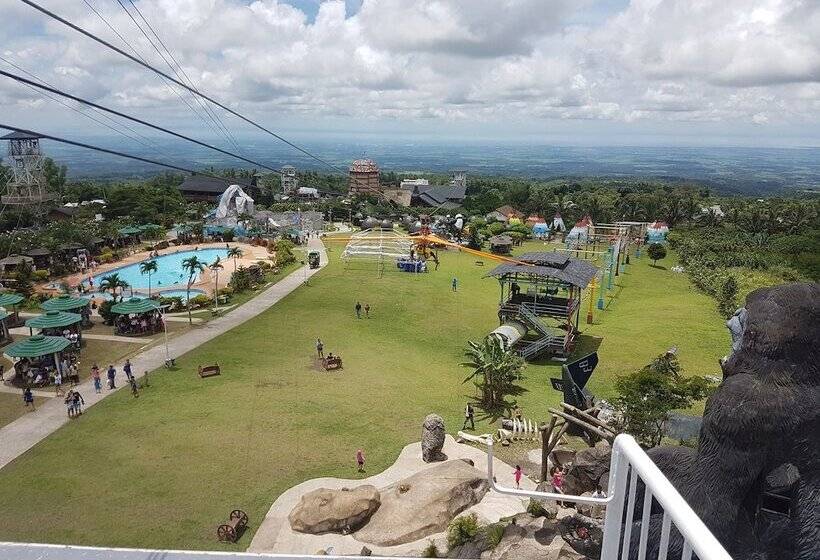 Campuestohan Highland Resort