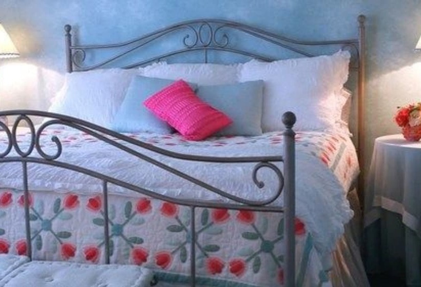 Filigree Inn Bed & Breakfast
