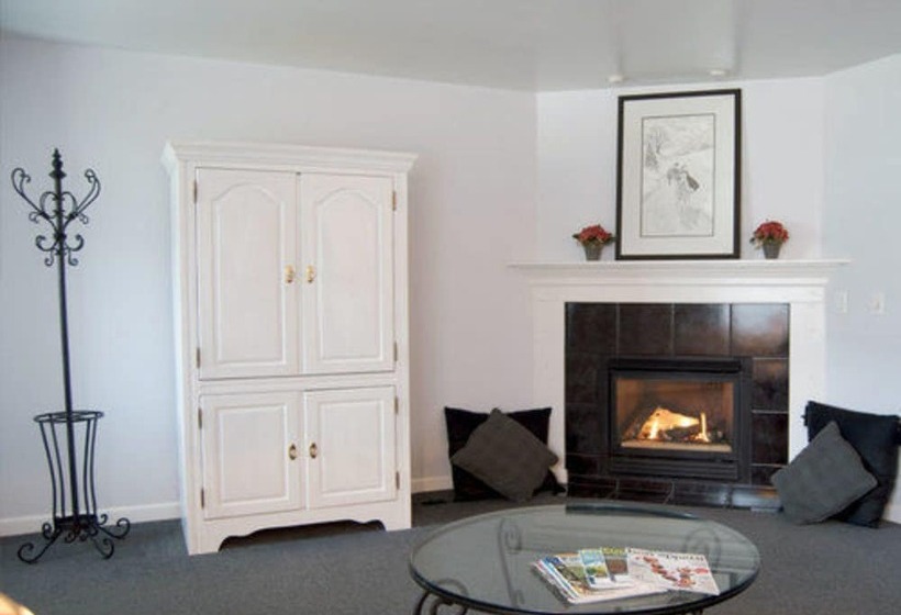 Filigree Inn Bed & Breakfast