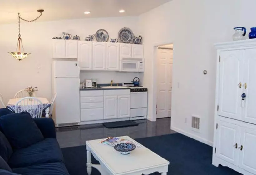 Filigree Inn Bed & Breakfast