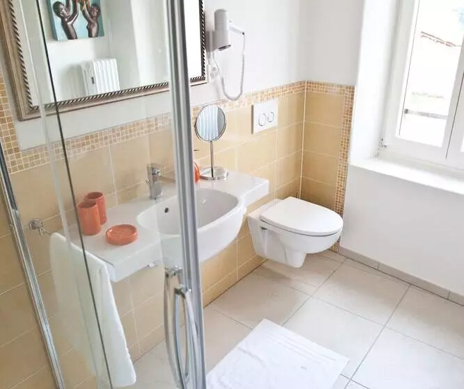 Guesthouse Arosio B&b