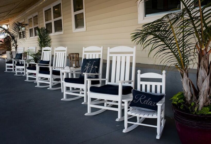 בית מלון כפרי Chokoloskee Island Park And Marina