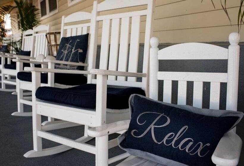 בית מלון כפרי Chokoloskee Island Park And Marina